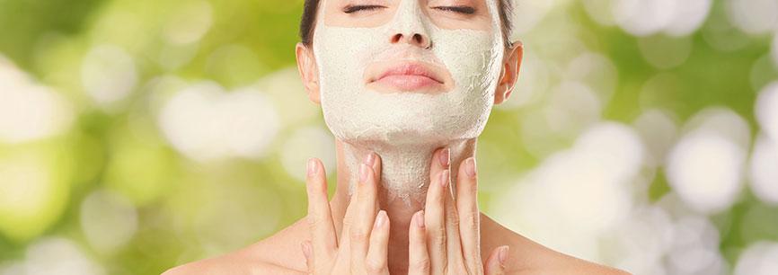 6 méthodes pour paraitre plus jeune sans chirurgie : Des méthodes cosmétiques et dermatologiques